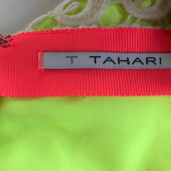 T Tahari Women’s Neon Trim Lace Eyelet Pencil Skirt Size 6 - Picture 7 of 7